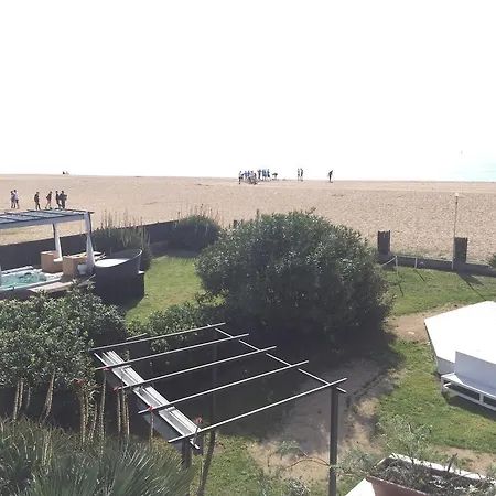 On The Beach * Malgrat de Mar