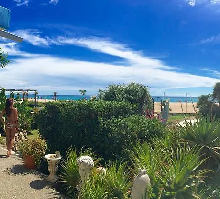 On The Beach Villa Malgrat de Mar